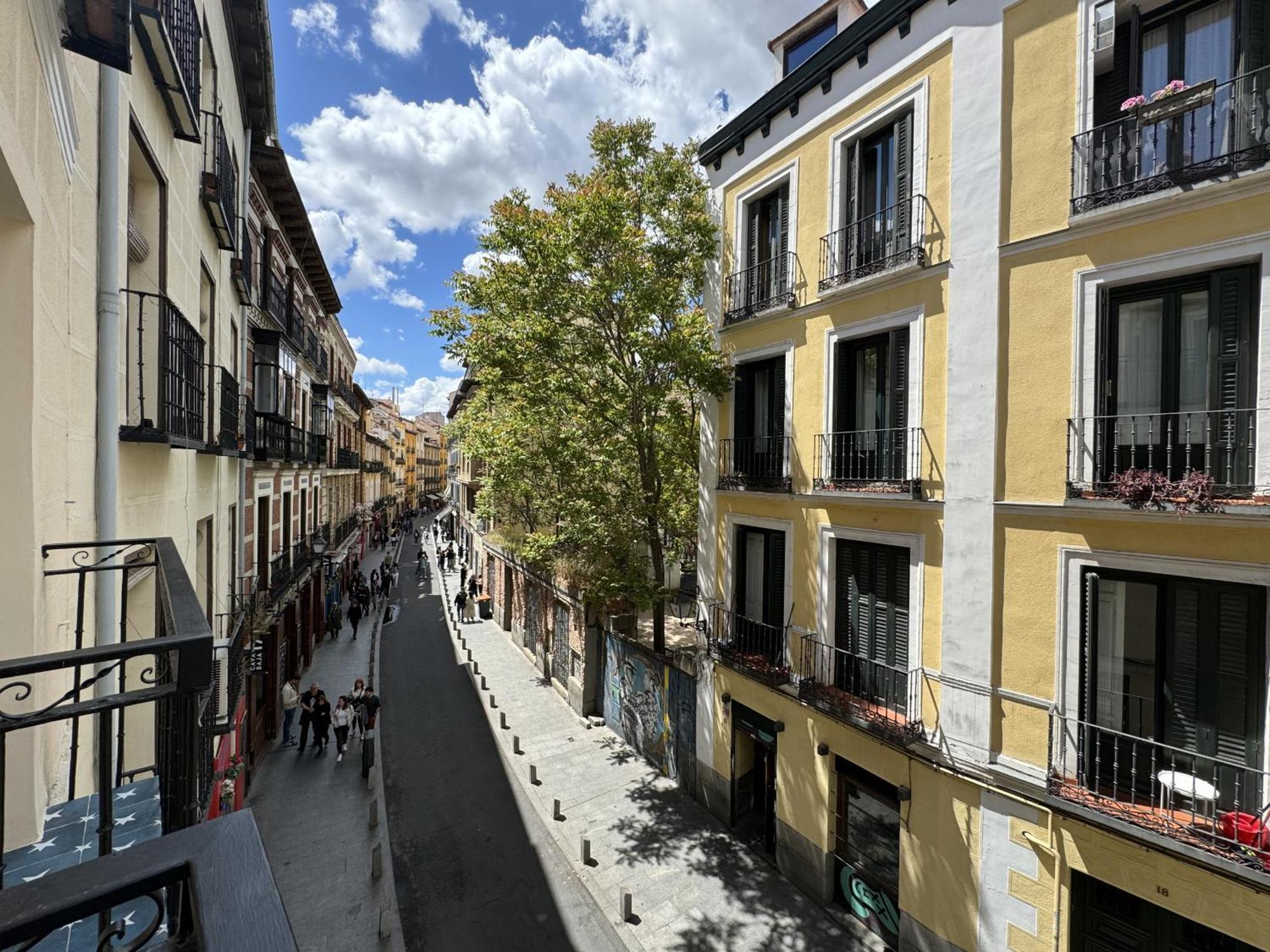 Cavabajasuites 2 Madrid Exteriör bild